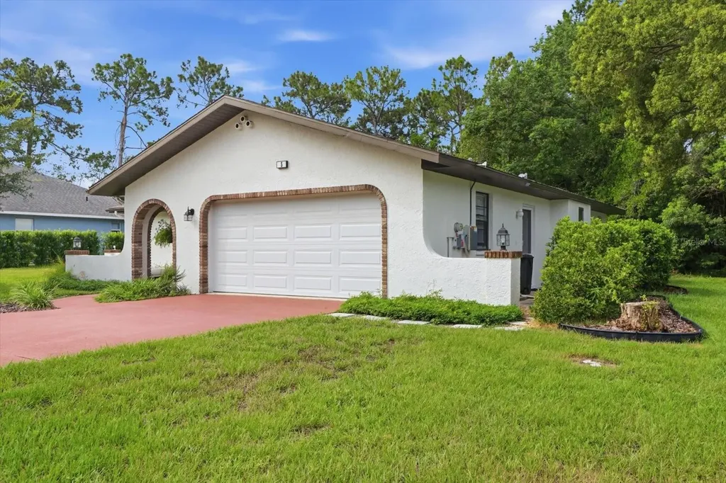 5 Dahoon Drive Homosassa FL 34446