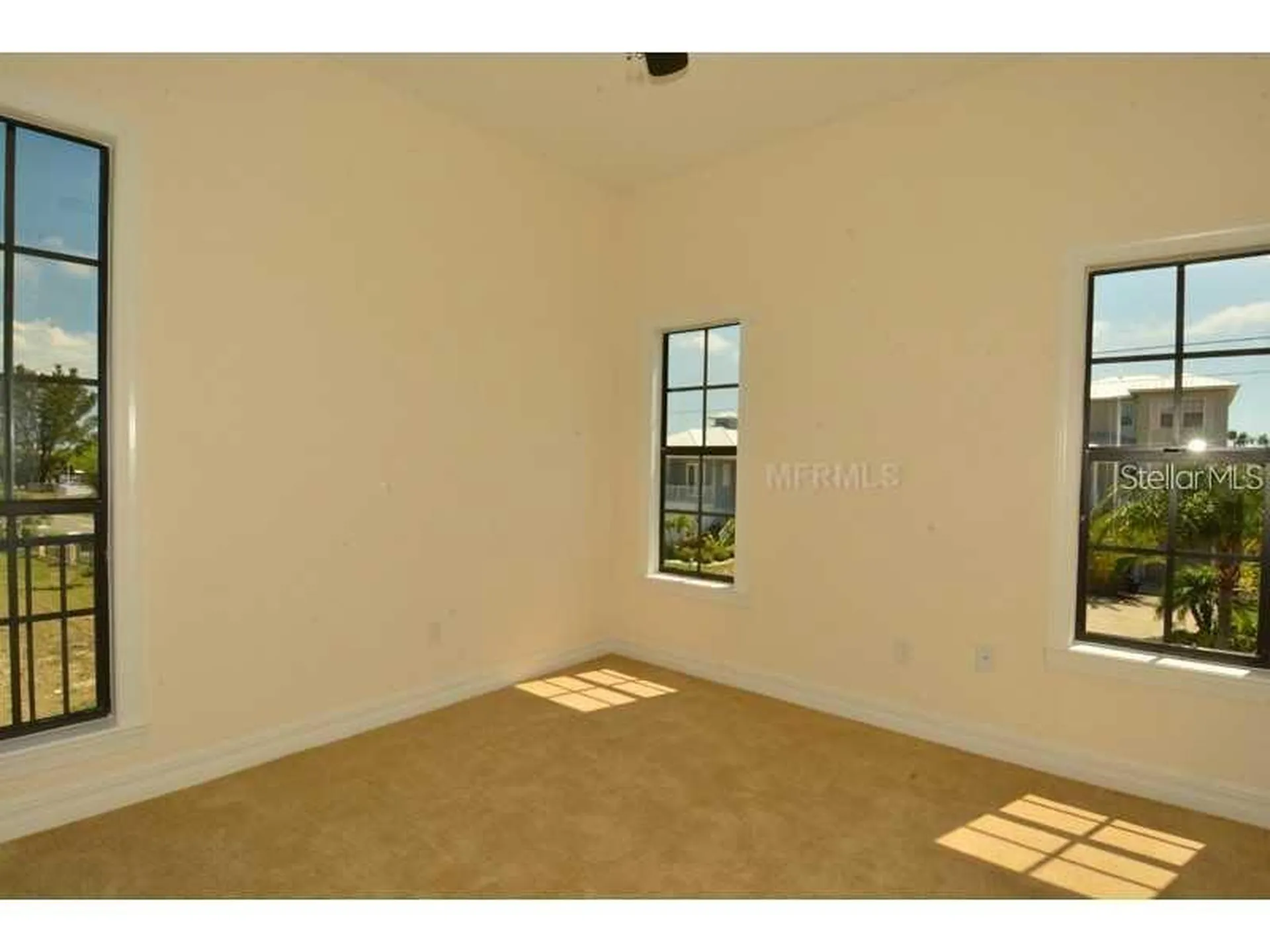6404 Margarita Shores Lane Apollo Beach FL 33572