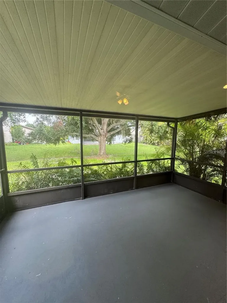 2475 Wood Oak Drive Sarasota FL 34232
