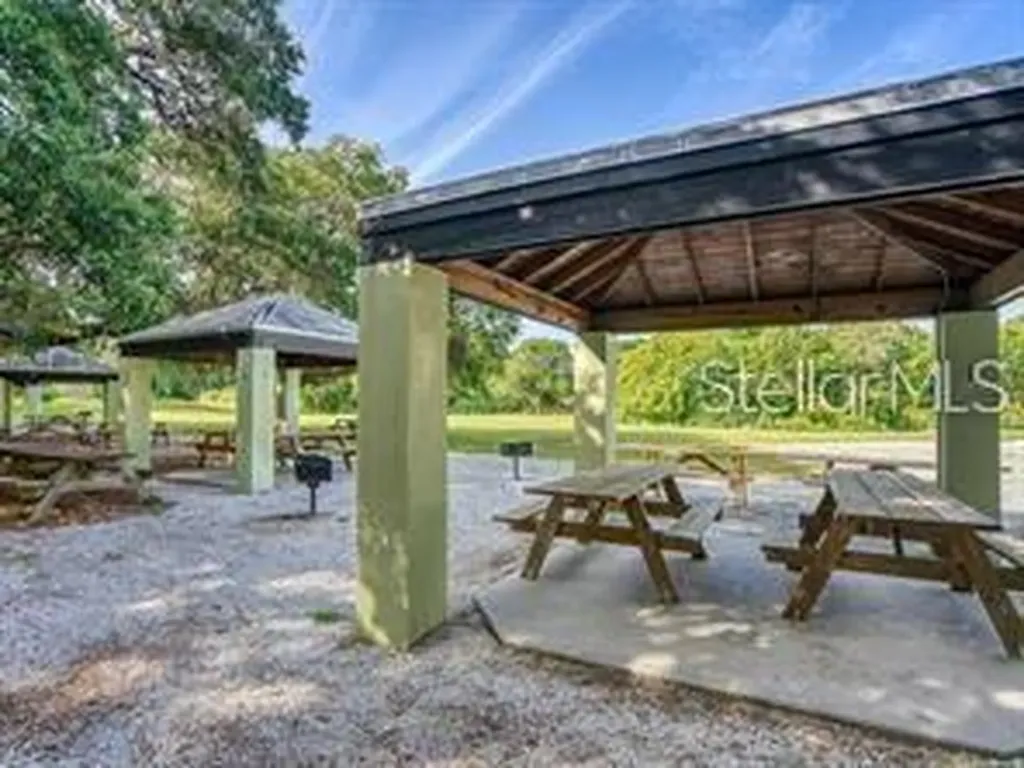 2475 Wood Oak Drive Sarasota FL 34232