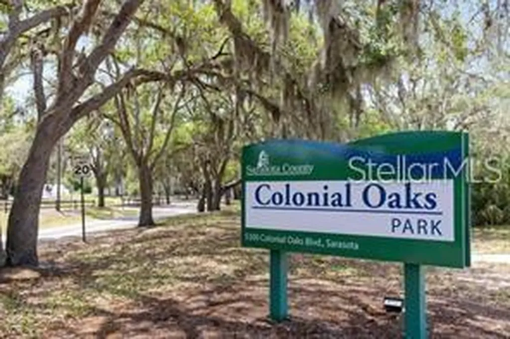 2475 Wood Oak Drive Sarasota FL 34232