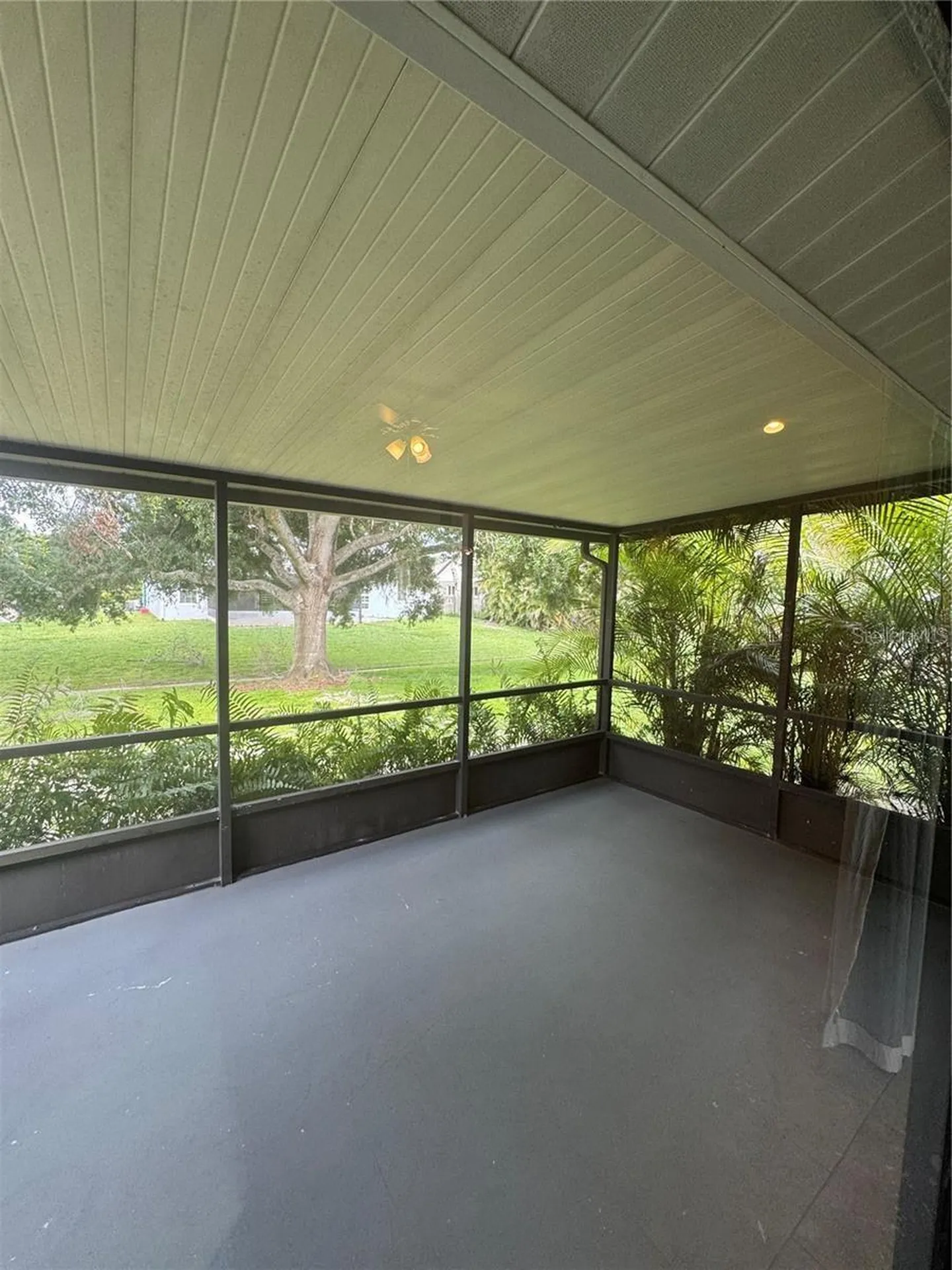 2475 Wood Oak Drive Sarasota FL 34232