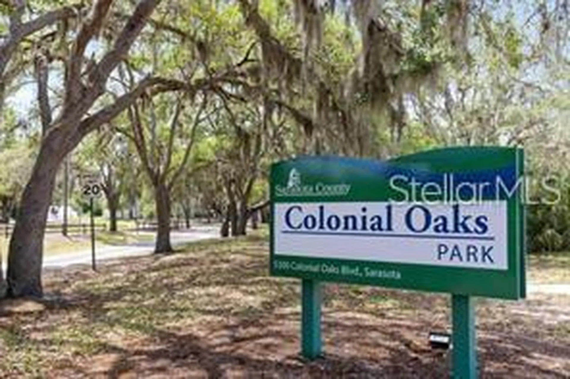 2475 Wood Oak Drive Sarasota FL 34232
