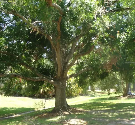 2475 Wood Oak Drive Sarasota FL 34232