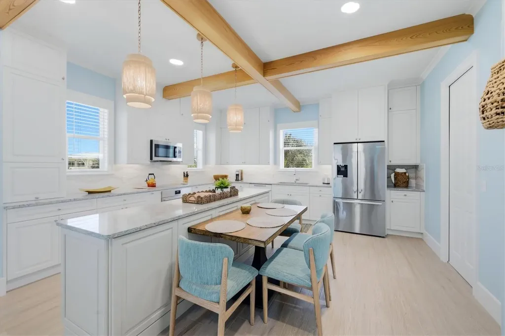 115 Aqua Lane Bradenton Beach FL 34217