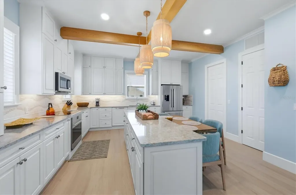 115 Aqua Lane Bradenton Beach FL 34217