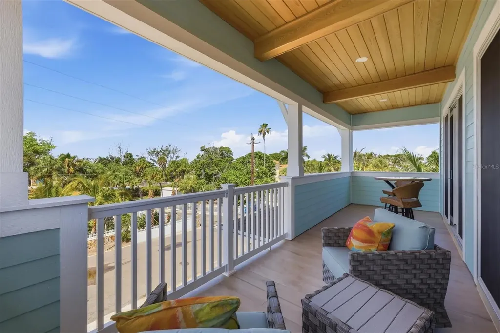 115 Aqua Lane Bradenton Beach FL 34217