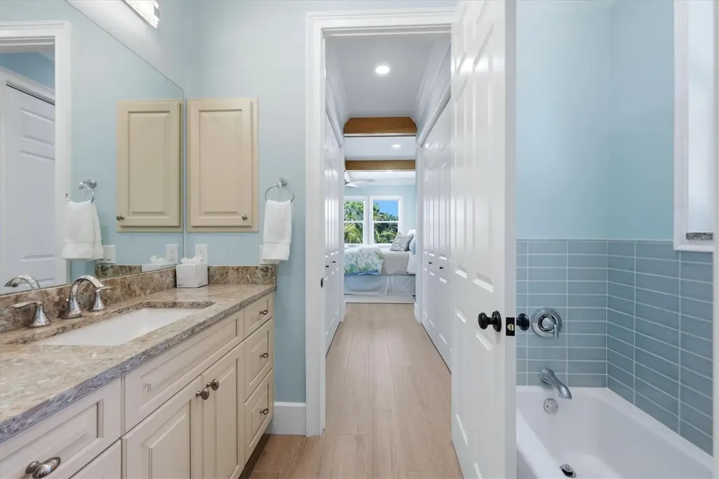 115 Aqua Lane Bradenton Beach FL 34217