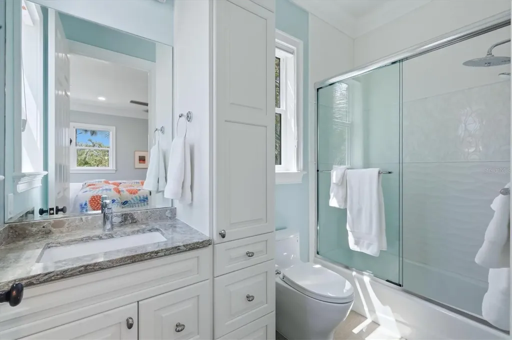 115 Aqua Lane Bradenton Beach FL 34217