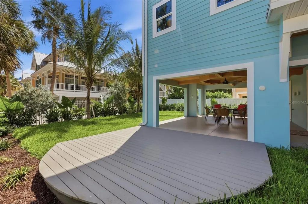115 Aqua Lane Bradenton Beach FL 34217