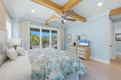 115 Aqua Lane Holmes Beach FL 34217