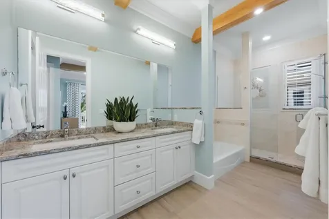 115 Aqua Lane Holmes Beach FL 34217