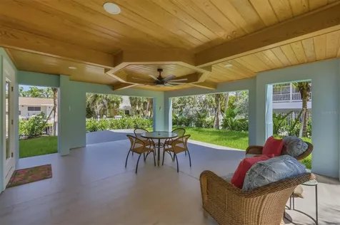 115 Aqua Lane Holmes Beach FL 34217
