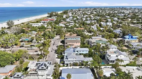 115 Aqua Lane Holmes Beach FL 34217