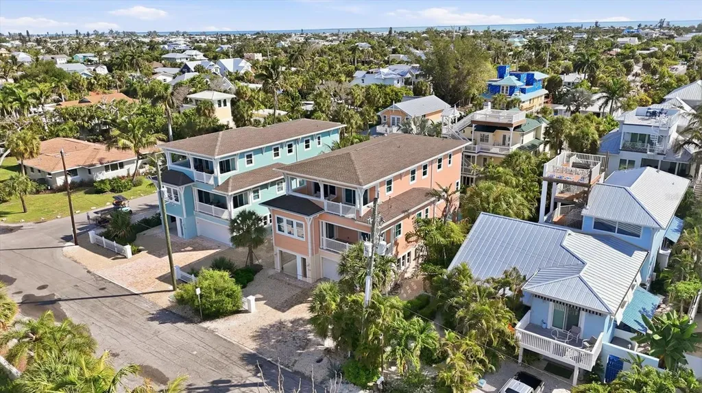 113 Aqua Lane Bradenton Beach FL 34217