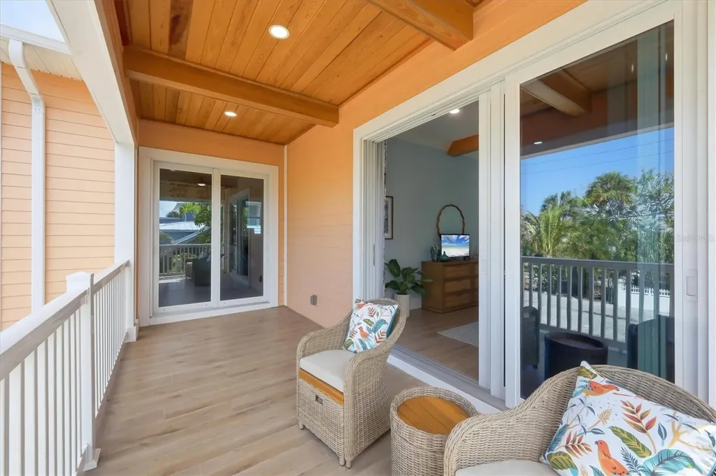 113 Aqua Lane Bradenton Beach FL 34217
