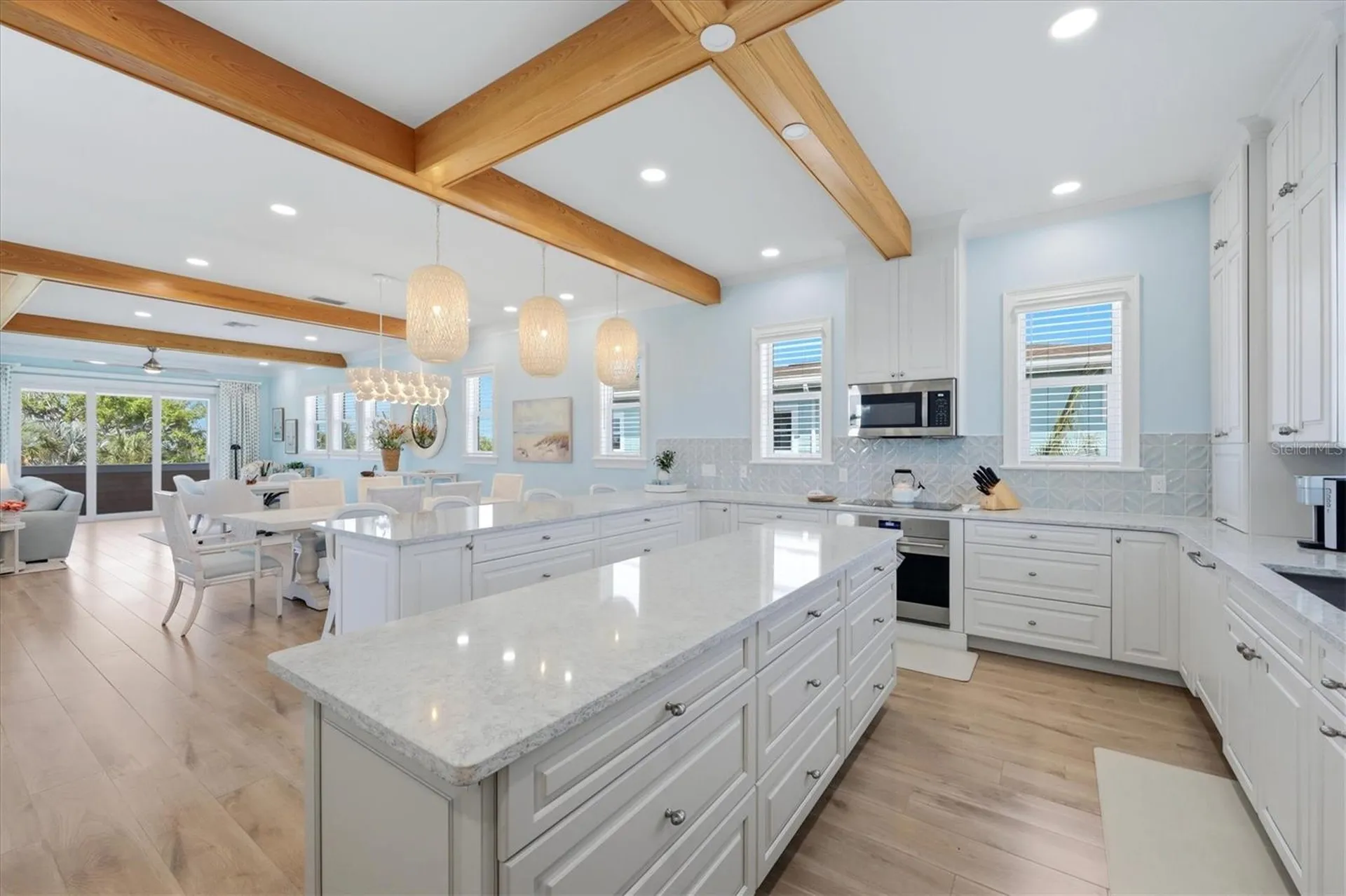 113 Aqua Lane Holmes Beach FL 34217