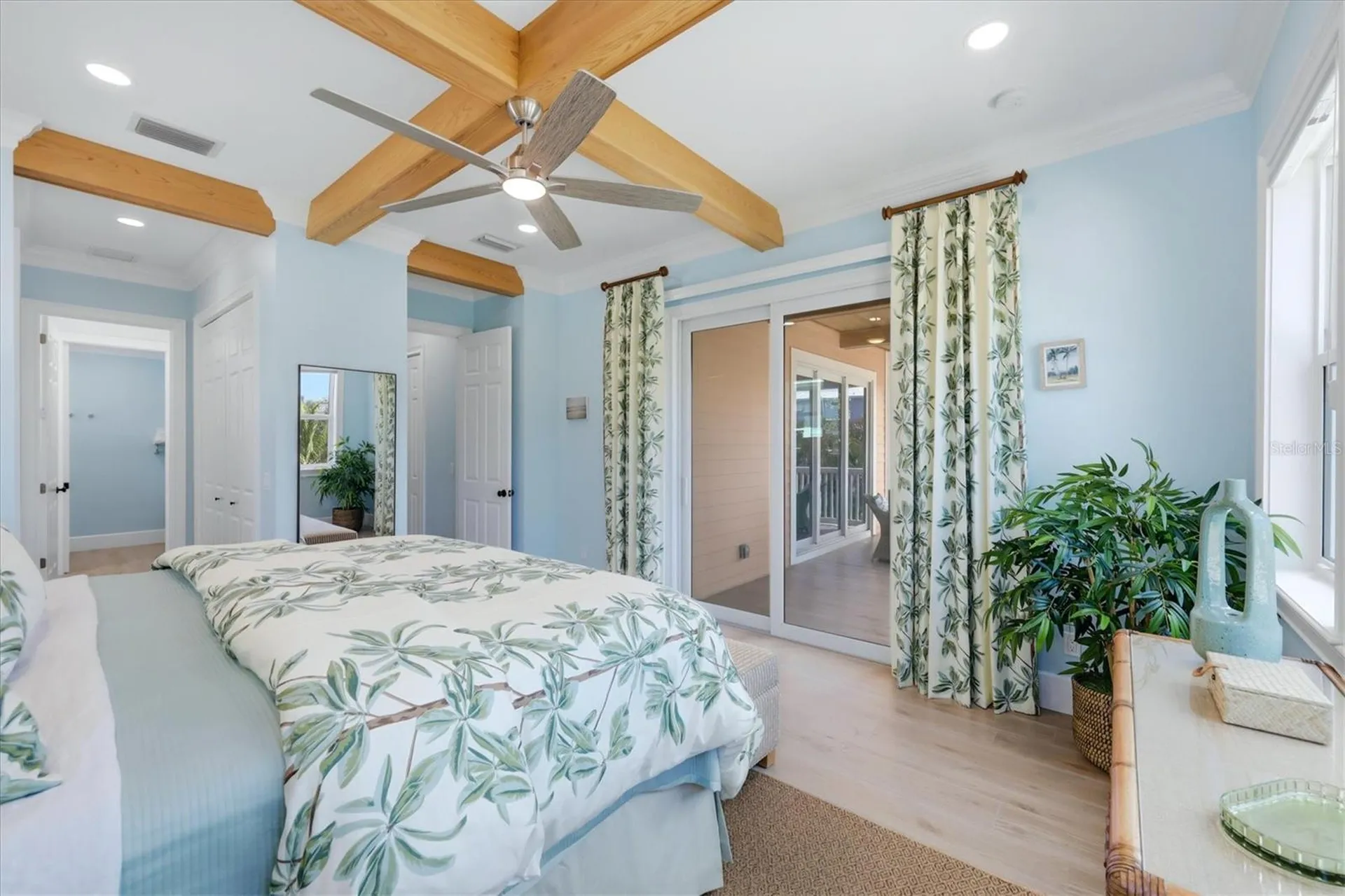 113 Aqua Lane Holmes Beach FL 34217