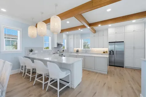 113 Aqua Lane Holmes Beach FL 34217