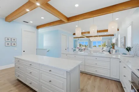 113 Aqua Lane Holmes Beach FL 34217