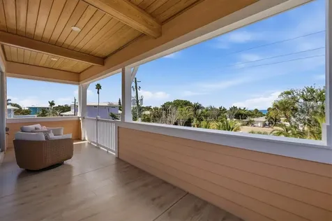 113 Aqua Lane Holmes Beach FL 34217