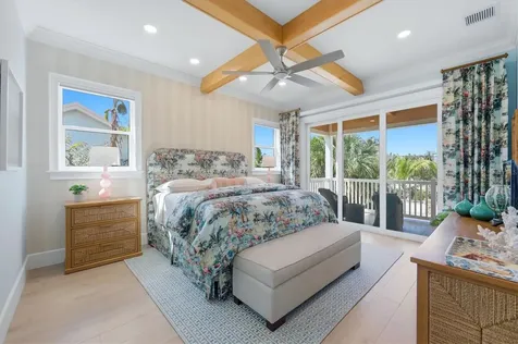 113 Aqua Lane Holmes Beach FL 34217