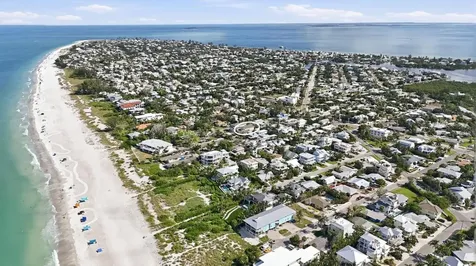 113 Aqua Lane Holmes Beach FL 34217