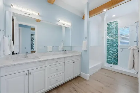 113 Aqua Lane Holmes Beach FL 34217