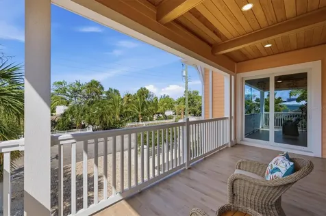 113 Aqua Lane Holmes Beach FL 34217