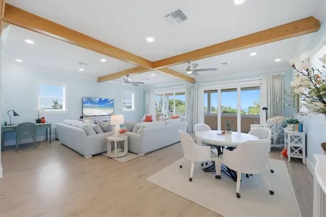 113 Aqua Lane Holmes Beach FL 34217