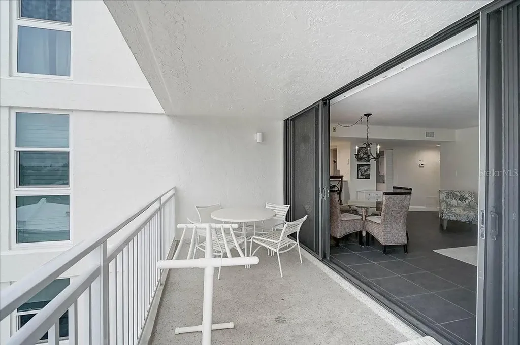 6518 Midnight Pass Road Siesta Key FL 34242