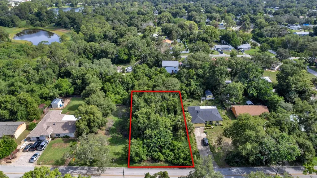 132 Colomba Road Debary FL 32713