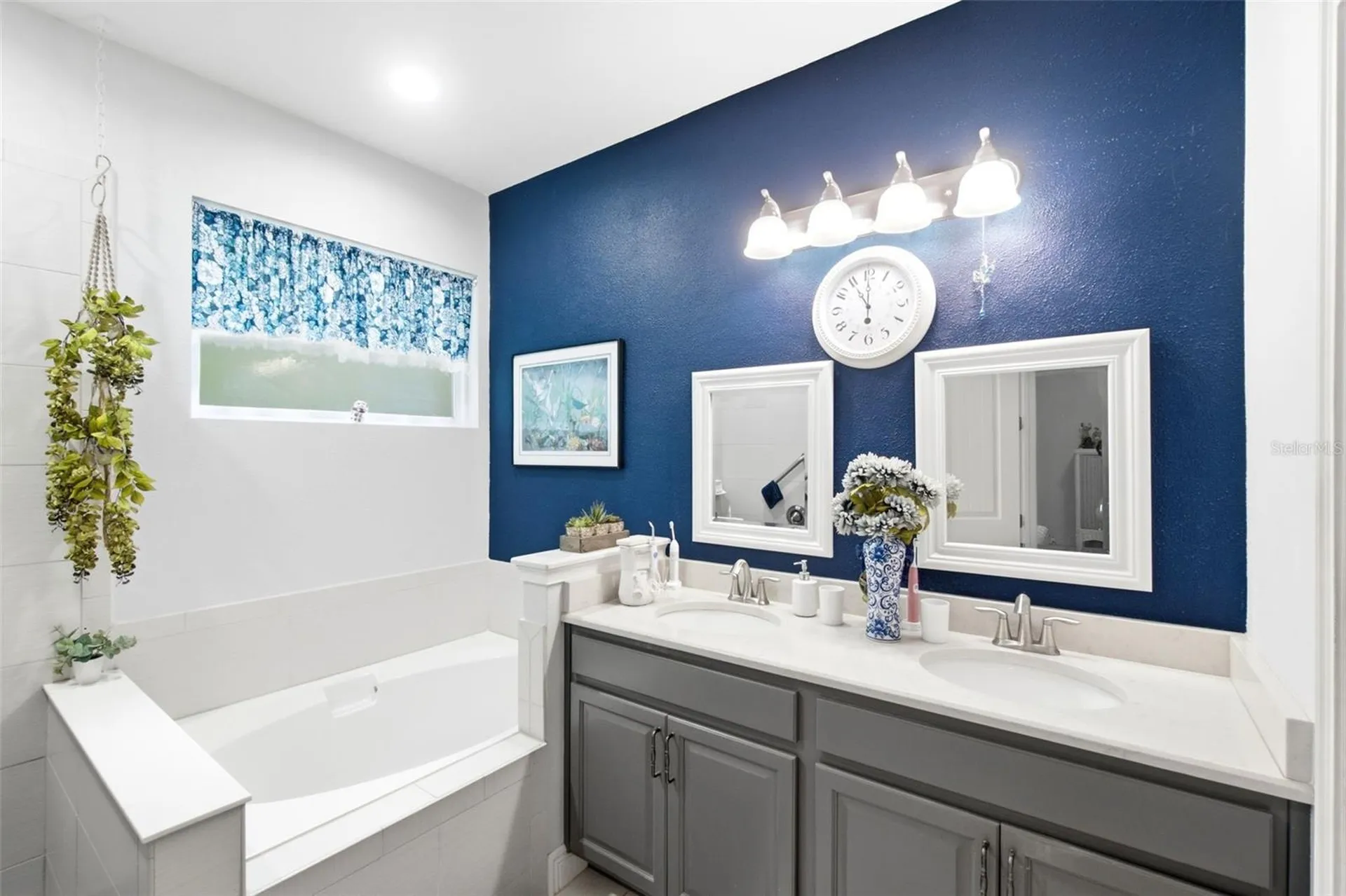 500 Bird Song Court Deland FL 32720