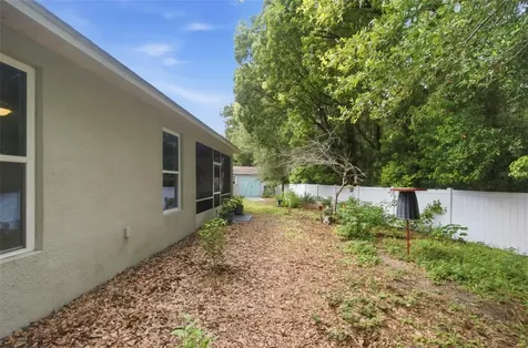 500 Bird Song Court Deland FL 32720