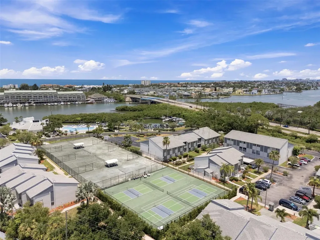 14800 Walsingham Road Largo FL 33774