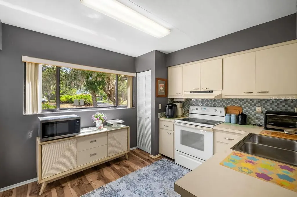 5146 Harpers Croft Sarasota FL 34235