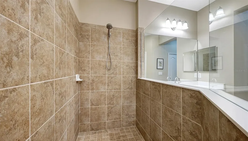 4956 Maymont Park Circle Bradenton FL 34203