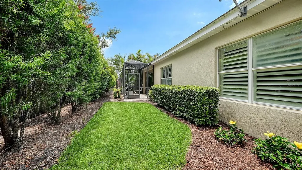 4956 Maymont Park Circle Bradenton FL 34203