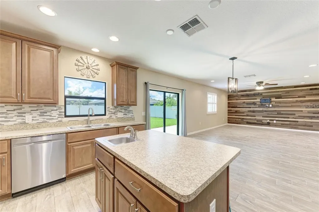 2084 La Palma Avenue Port Charlotte FL 33953