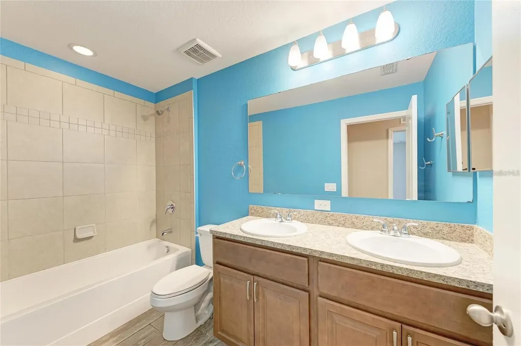 2084 La Palma Avenue Port Charlotte FL 33953