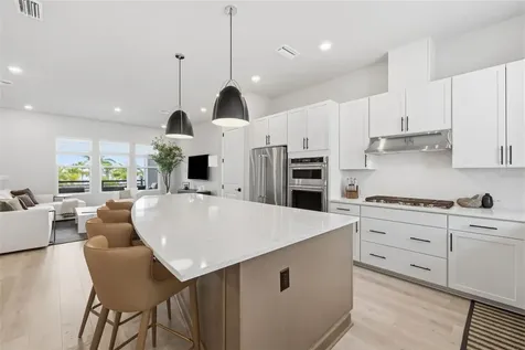 1528 Skysail Lane Sarasota FL 34240