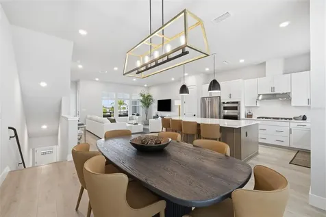 1528 Skysail Lane Sarasota FL 34240