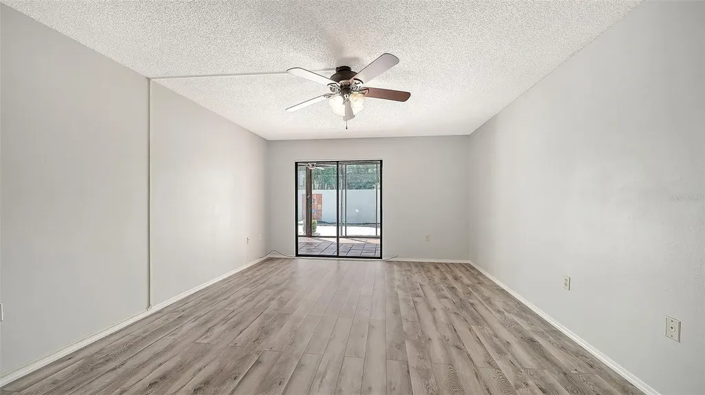 664 Woodlawn Drive Bradenton FL 34210