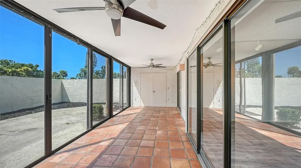 664 Woodlawn Drive Bradenton FL 34210