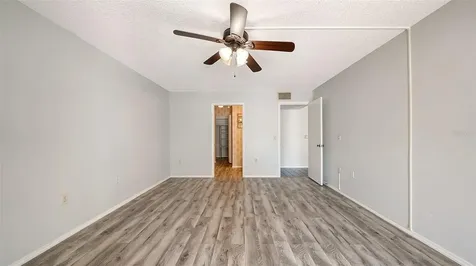 664 Woodlawn Drive Bradenton FL 34210