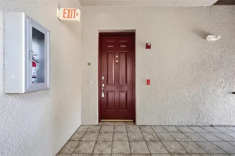 8767 The Esplanade Orlando FL 32836