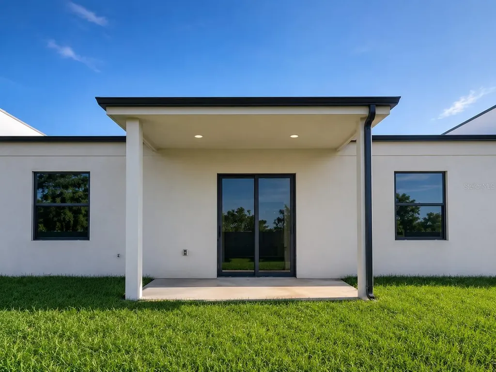 1610 NE 34th Street Cape Coral FL 33909