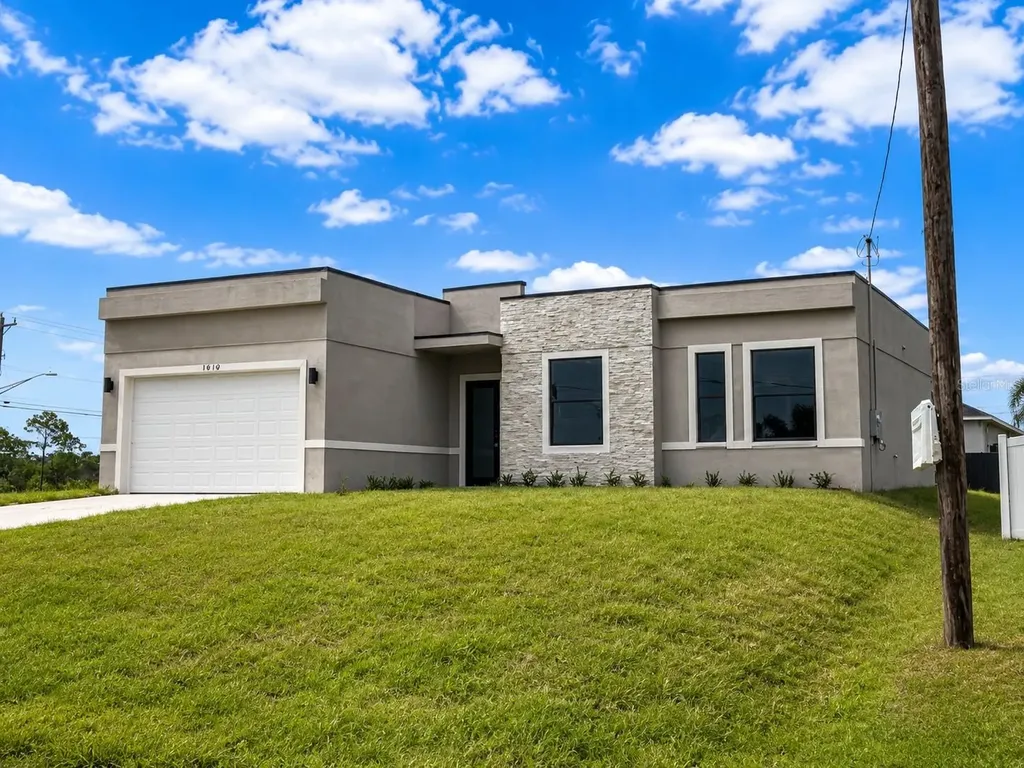 1610 NE 34th Street Cape Coral FL 33909
