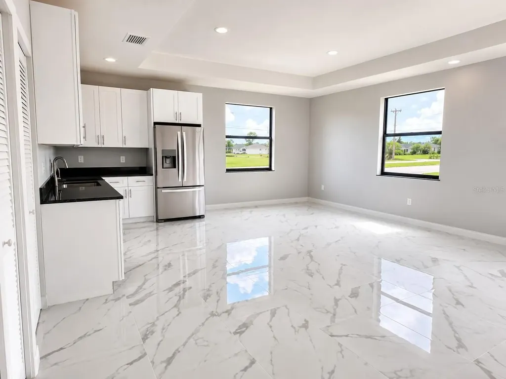 1610 NE 34th Street Cape Coral FL 33909