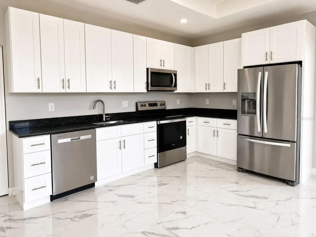 1610 NE 34th Street Cape Coral FL 33909
